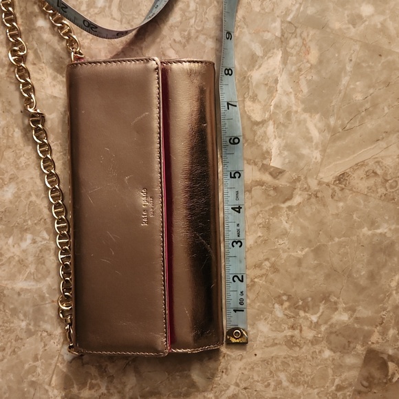 KATE SPADE GOLD/ PINK CLUTCH WITH GOLD CHAIN - Picture 2 of 8